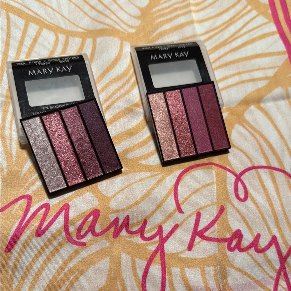 Mary Kay Eye Shadow Quad SetPalette - Pink and Purple Shades